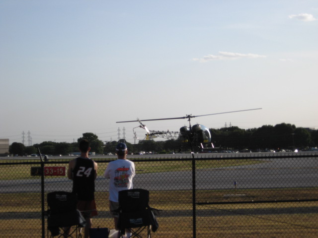 617x456 pixels (72K)